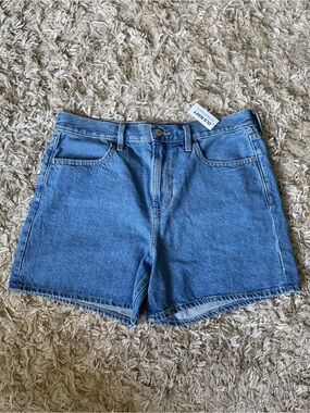 Old Navy High Rise WOW Baggy Short